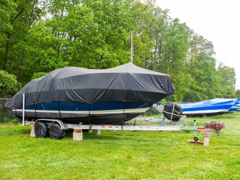 Slide: The Image of Regal 2565 Window Express 2006 - 30