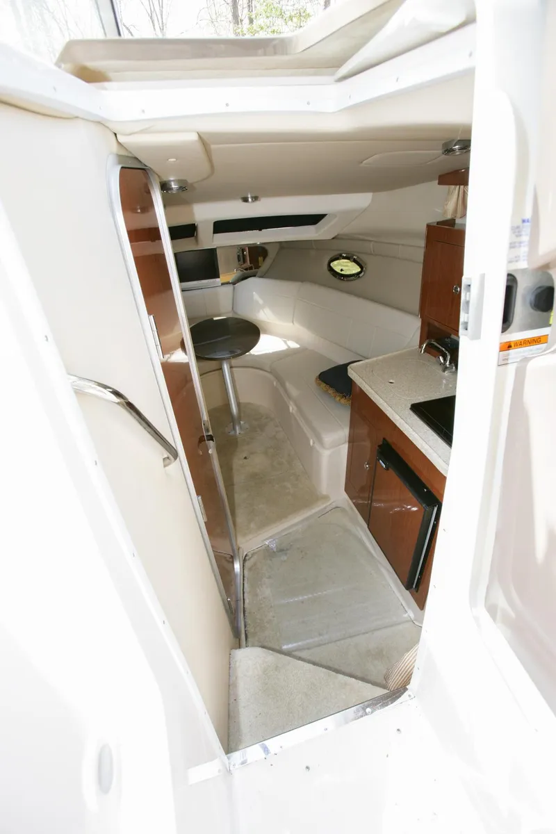 Slide: The Image of Regal 2565 Window Express 2006 - 50