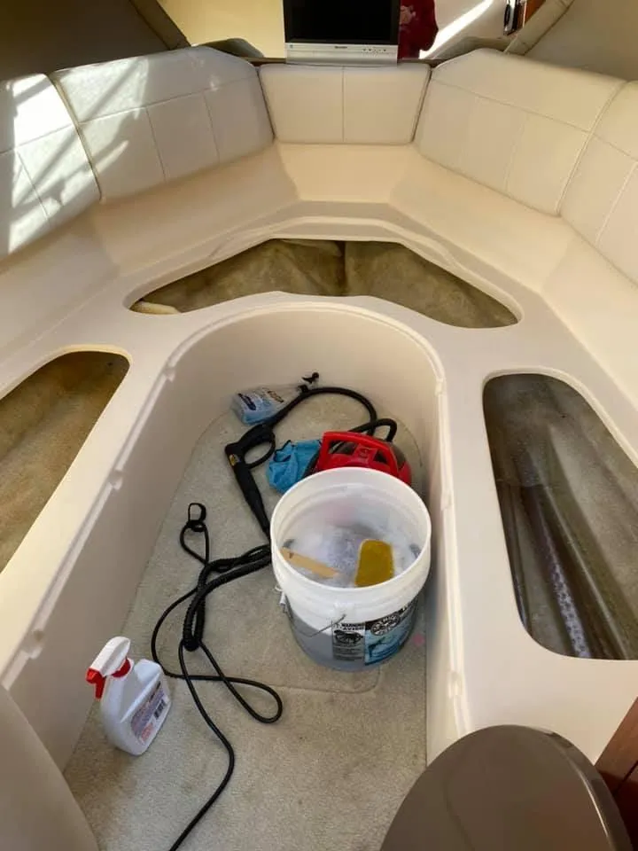 Slide: The Image of Regal 2565 Window Express 2006 - 55