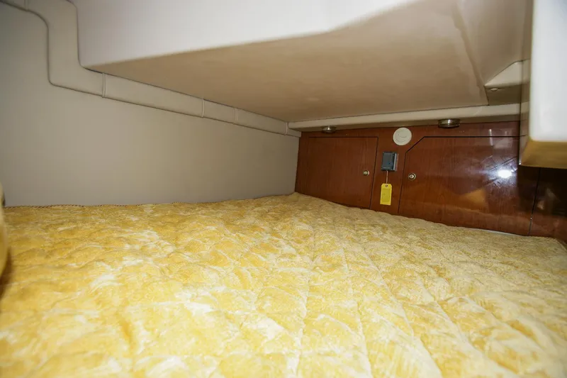 Slide: The Image of Regal 2565 Window Express 2006 - 80