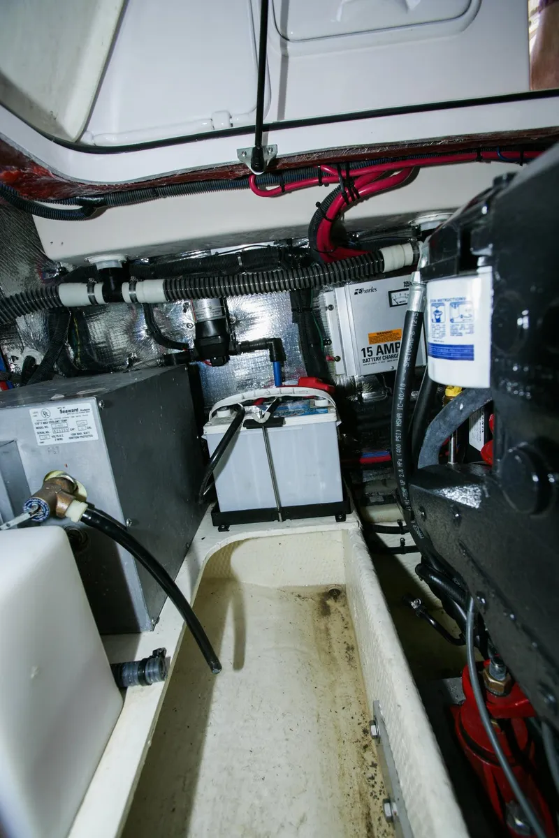 Slide: The Image of Regal 2565 Window Express 2006 - 81