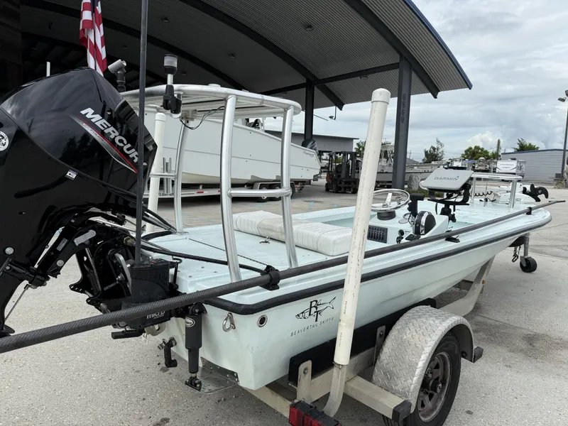 Slide: The Image of Beavertail Skiffs Micro 2014 - 10