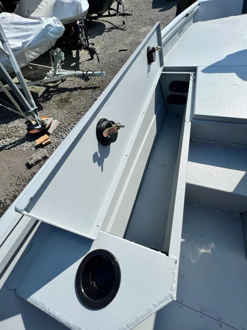 Slide: The Image of G3 Gator Tough Tunnel 20 CCJ DLX 2025 - 24