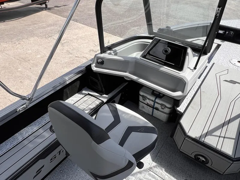 Slide: The Image of Starcraft 188 Delta DC 2025 - 13