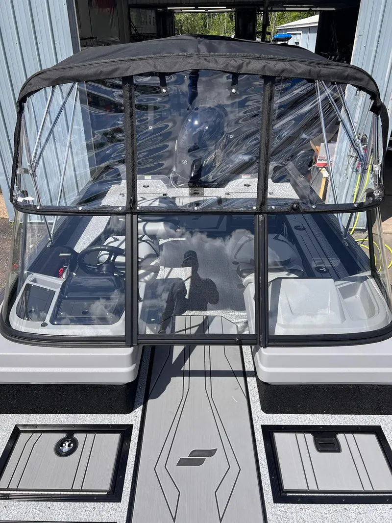 Slide: The Image of Starcraft 188 Delta DC 2025 - 29