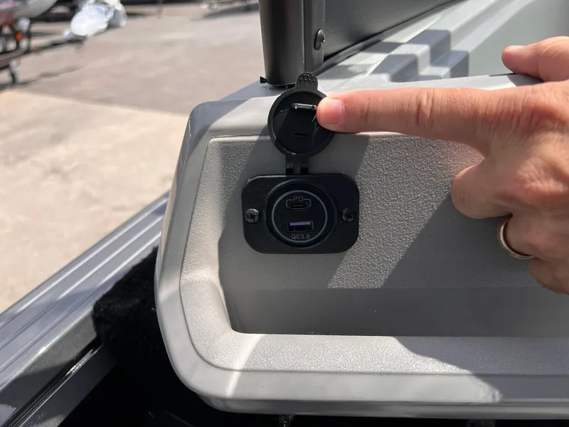 Slide: The Image of Starcraft 188 Delta DC 2025 - 8