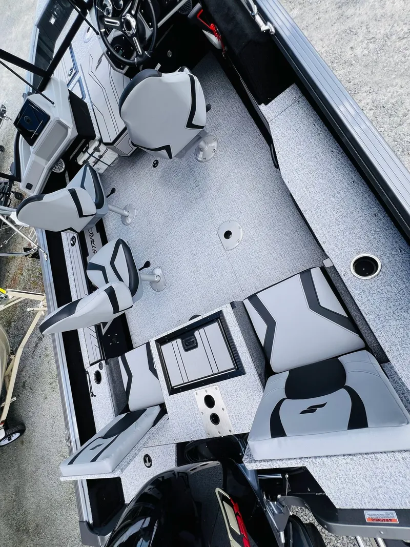 Slide: The Image of Starcraft 188 Delta DC 2025 - 15