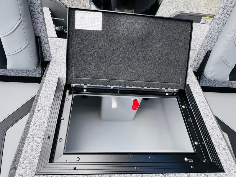 Slide: The Image of Starcraft 188 Delta DC 2025 - 27