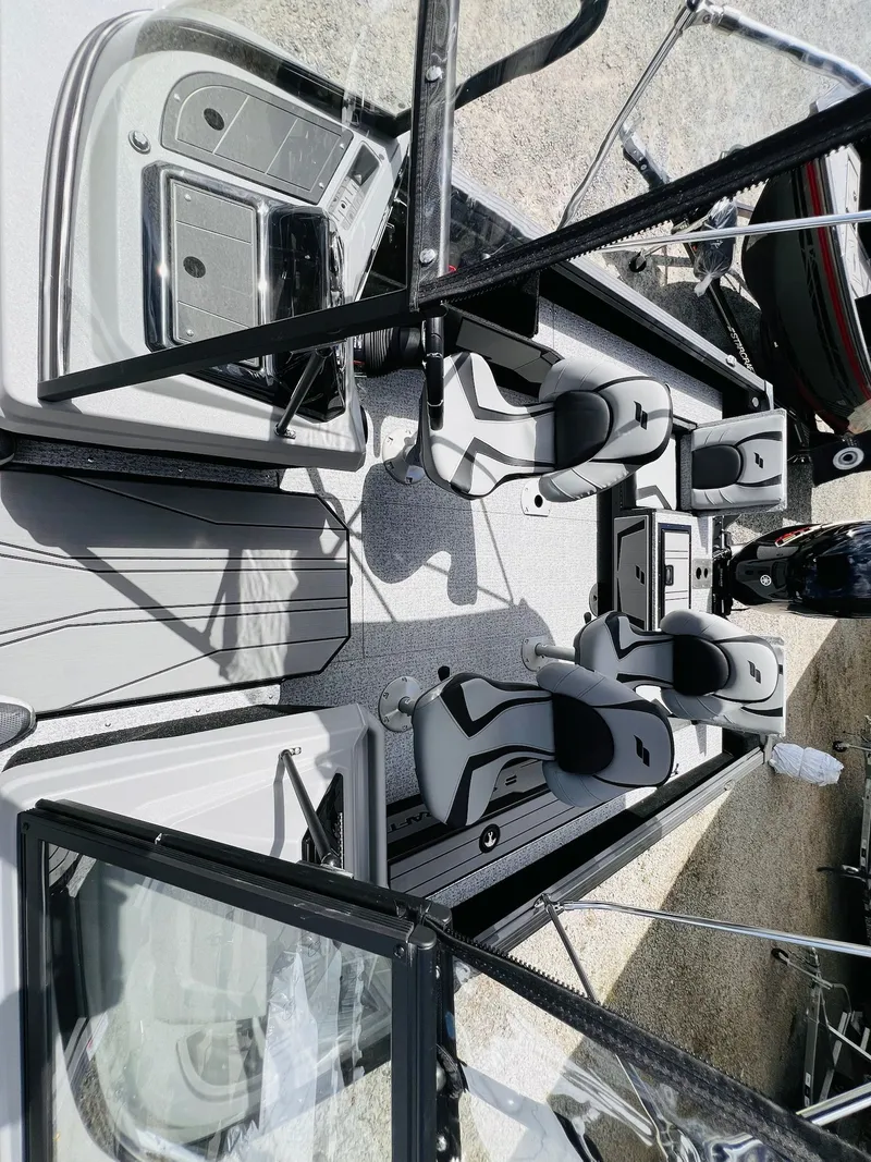 Slide: The Image of Starcraft 188 Delta DC 2025 - 28