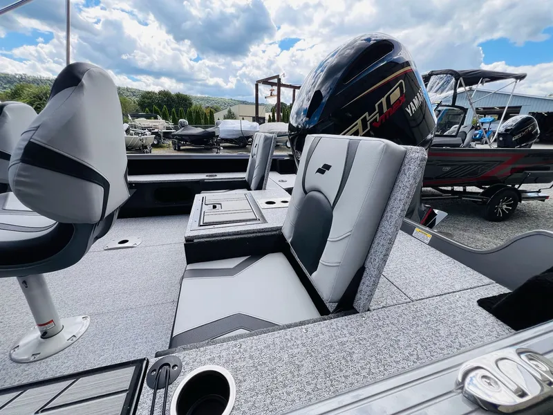 Slide: The Image of Starcraft 188 Delta DC 2025 - 3