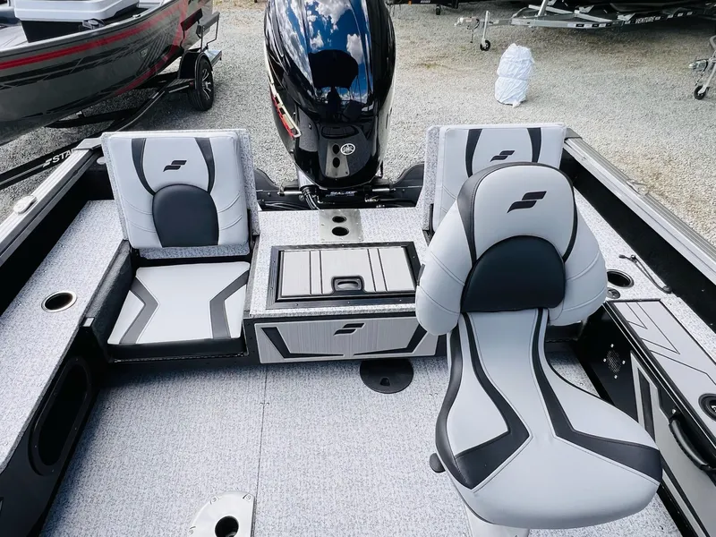 Slide: The Image of Starcraft 188 Delta DC 2025 - 35