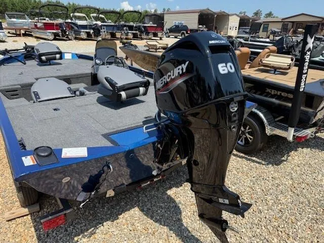 Slide: The Image of Lowe Stinger 175 2025 - 3