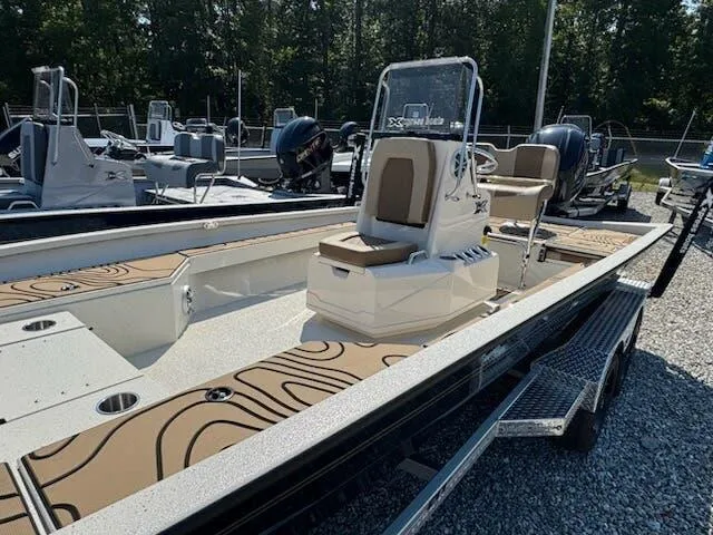 Slide: The Image of Xpress Hyper-Lift Bay Series H24 BAY 2026 - 3