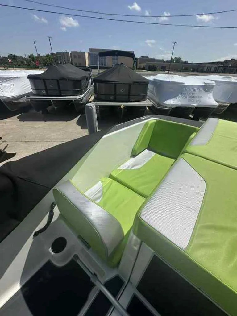 Slide: The Image of Heyday Wake Boats WT-1 2017 - 13