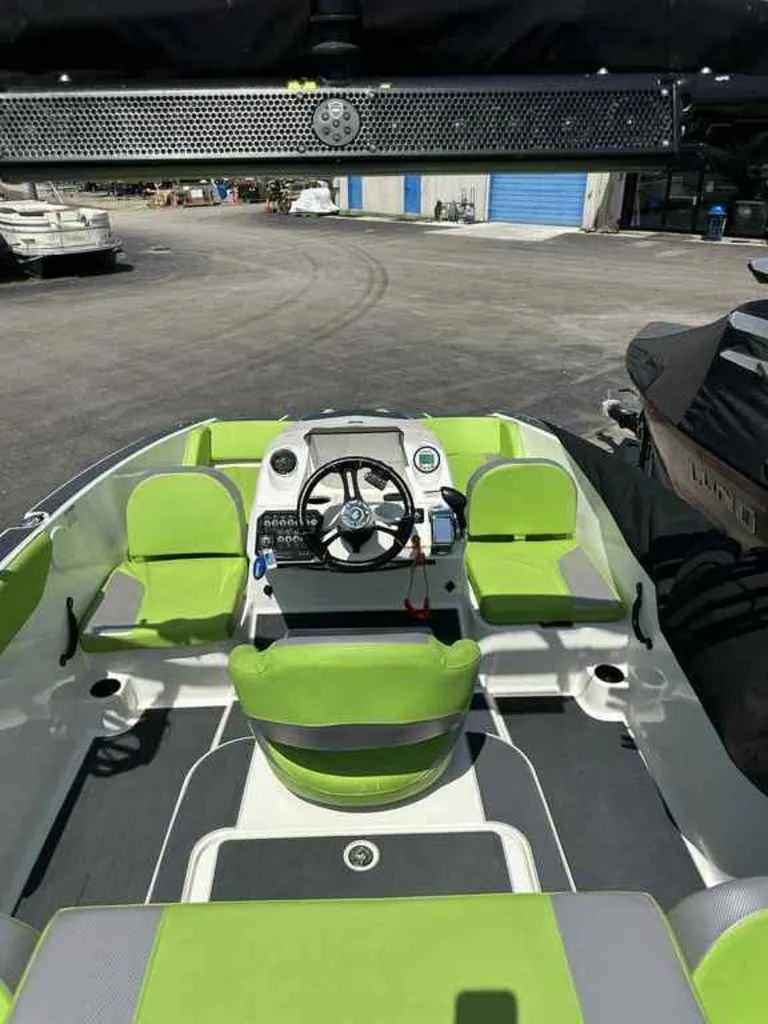 Slide: The Image of Heyday Wake Boats WT-1 2017 - 4