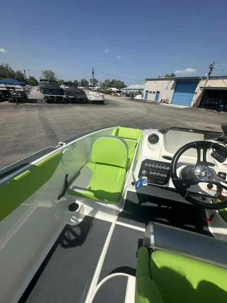 Slide: The Image of Heyday Wake Boats WT-1 2017 - 8