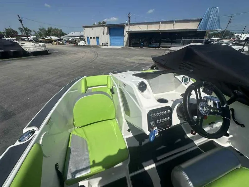 Slide: The Image of Heyday Wake Boats WT-1 2017 - 9