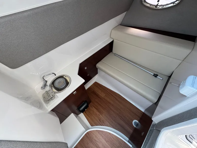 Slide: The Image of Chaparral 280 OSX 2023 - 7