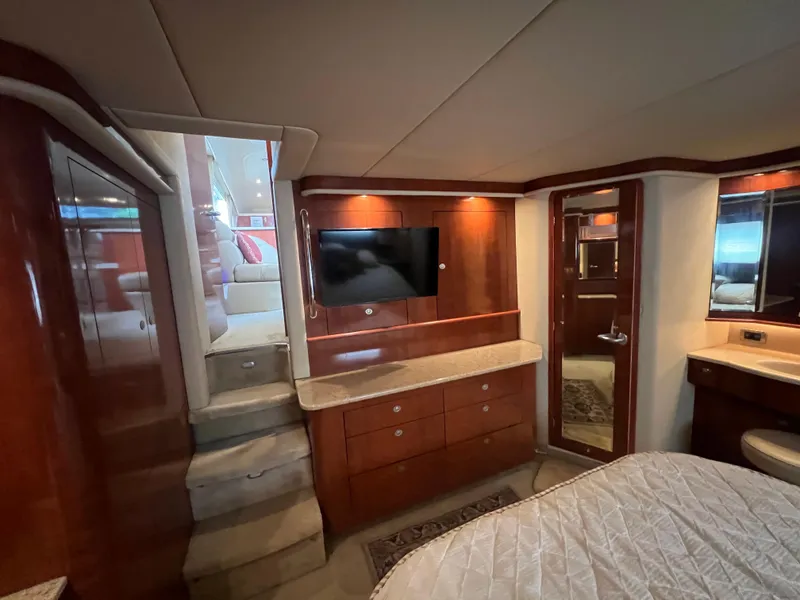 Slide: The Image of Sea Ray 480 Motor Yacht 2004 - 50