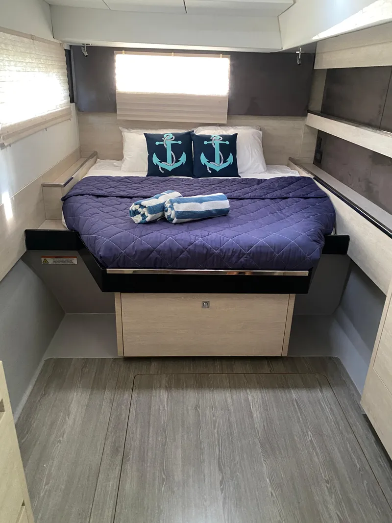 Slide: The Image of Leopard 50 2020 - 23