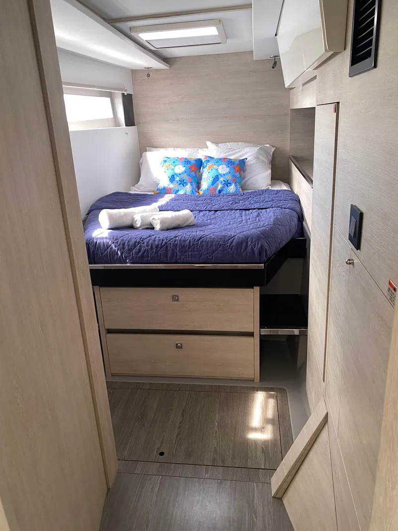 Slide: The Image of Leopard 50 2020 - 33