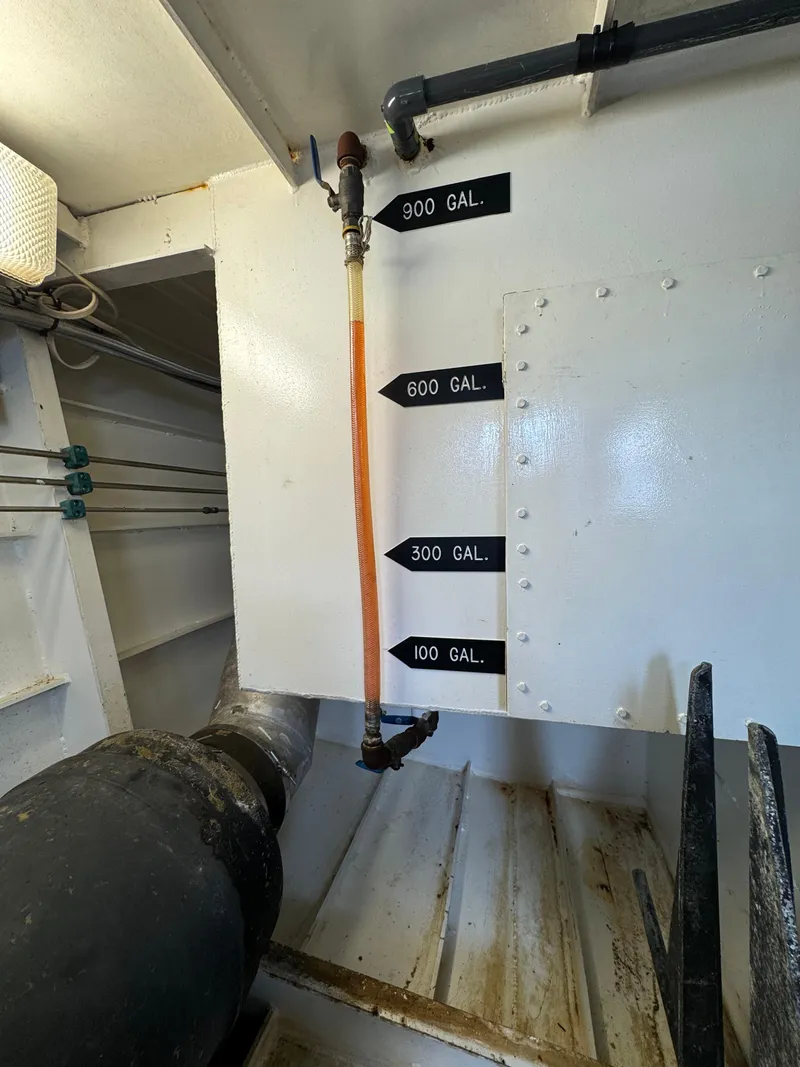 Slide: The Image of Custom Houseboat 2003 - 51