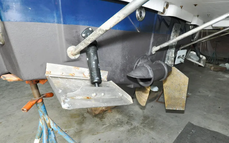 Slide: The Image of Cutwater C28 - Rhapsody - 13