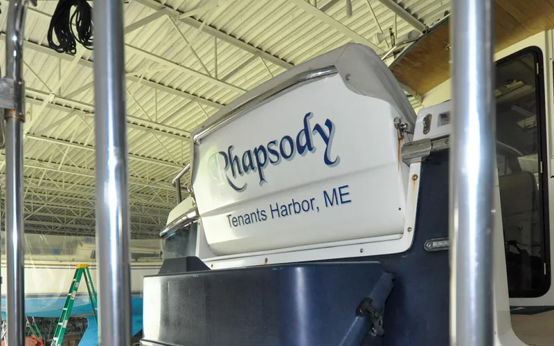 Slide: The Image of Cutwater C28 - Rhapsody - 16