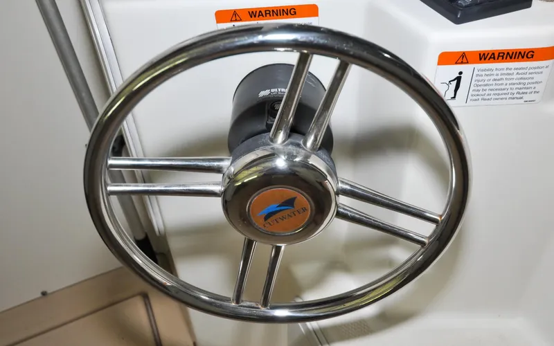 Slide: The Image of Cutwater C28 - Rhapsody - 31