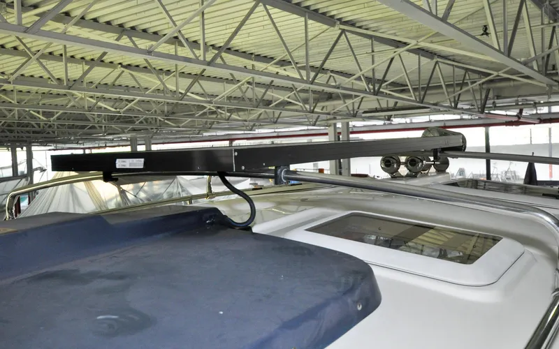 Slide: The Image of Cutwater C28 - Rhapsody - 44