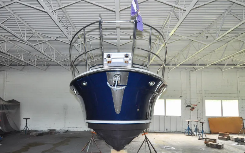 Slide: The Image of Cutwater C28 - Rhapsody - 7