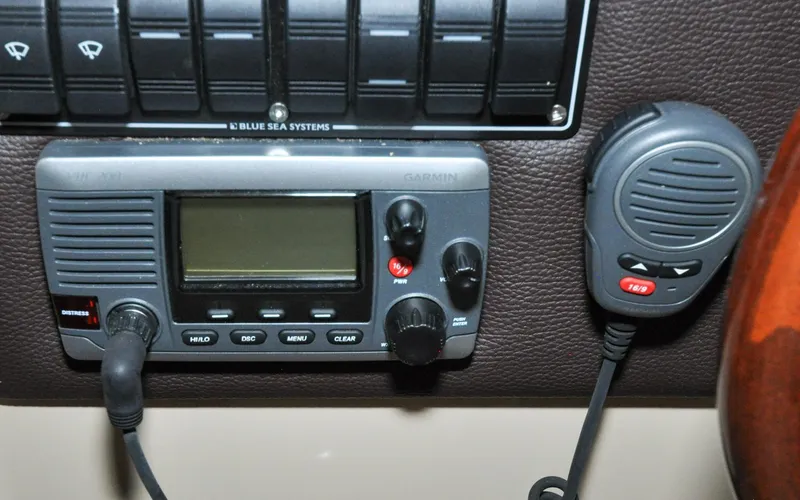 Slide: The Image of Cutwater C28 - Rhapsody - 74