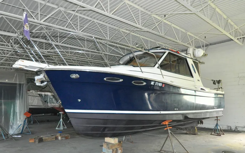 Slide: The Image of Cutwater C28 - Rhapsody - 8