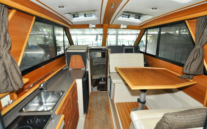 Slide: The Image of Cutwater C-28 2012 - 94