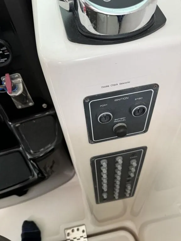 Slide: The Image of Control panel of a 2004 Tiara Yachts 3600 Sovran boat. - 8