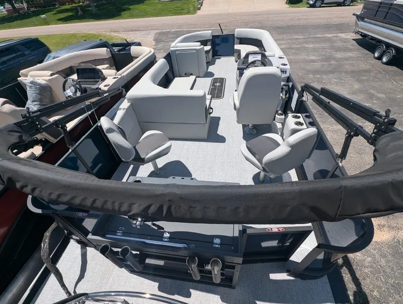 Slide: The Image of 2025 HARRIS 230 FISH AND CRUISE TRITOON - 2