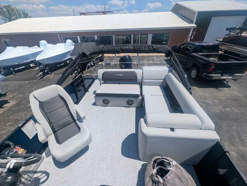 Slide: The Image of 2025 Harris 230 Cruiser Sun Lounger Tritoon - 3