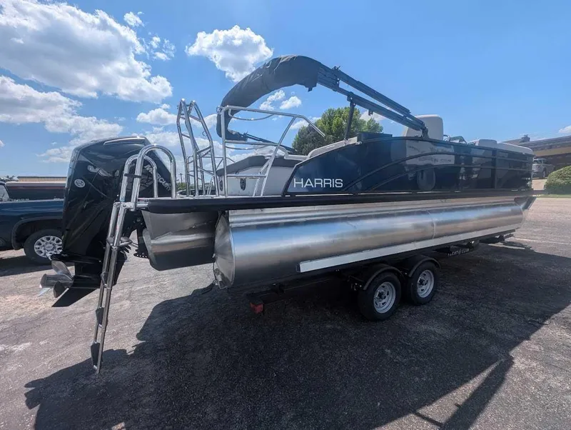 Slide: The Image of 2025 Harris 230 Cruiser Sun Lounger Tritoon - 5