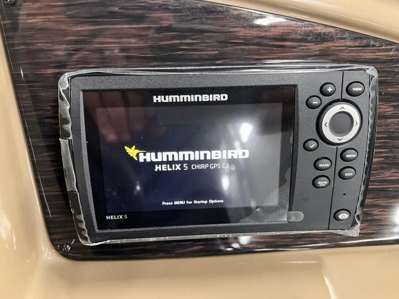 Slide: The Image of Sylvan Mirage 8520 Party Fish 2026 - 3