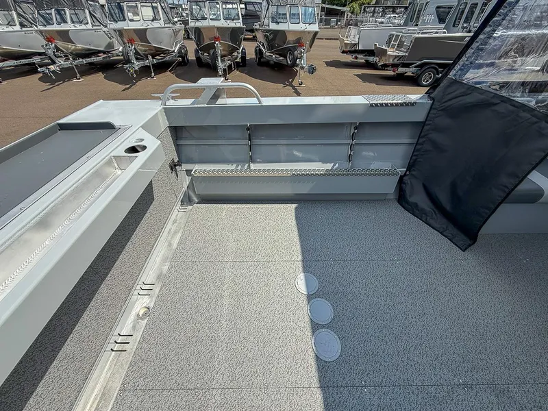 Slide: The Image of Hewescraft 200 ProV ET 2025 - 17