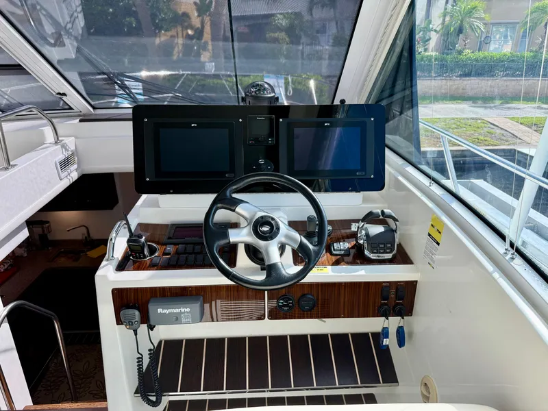 Slide: The Image of Cruisers 48 Cantius 2012 - 81