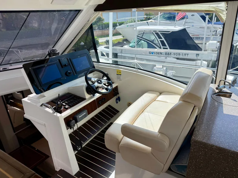 Slide: The Image of Cruisers 48 Cantius 2012 - 82