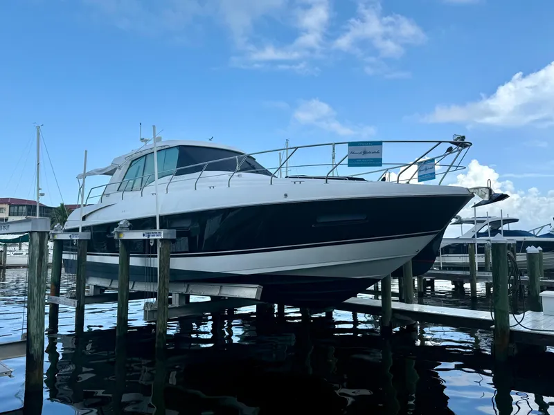 Slide: The Image of Cruisers Yachts 48 Cantius 2012 - 4