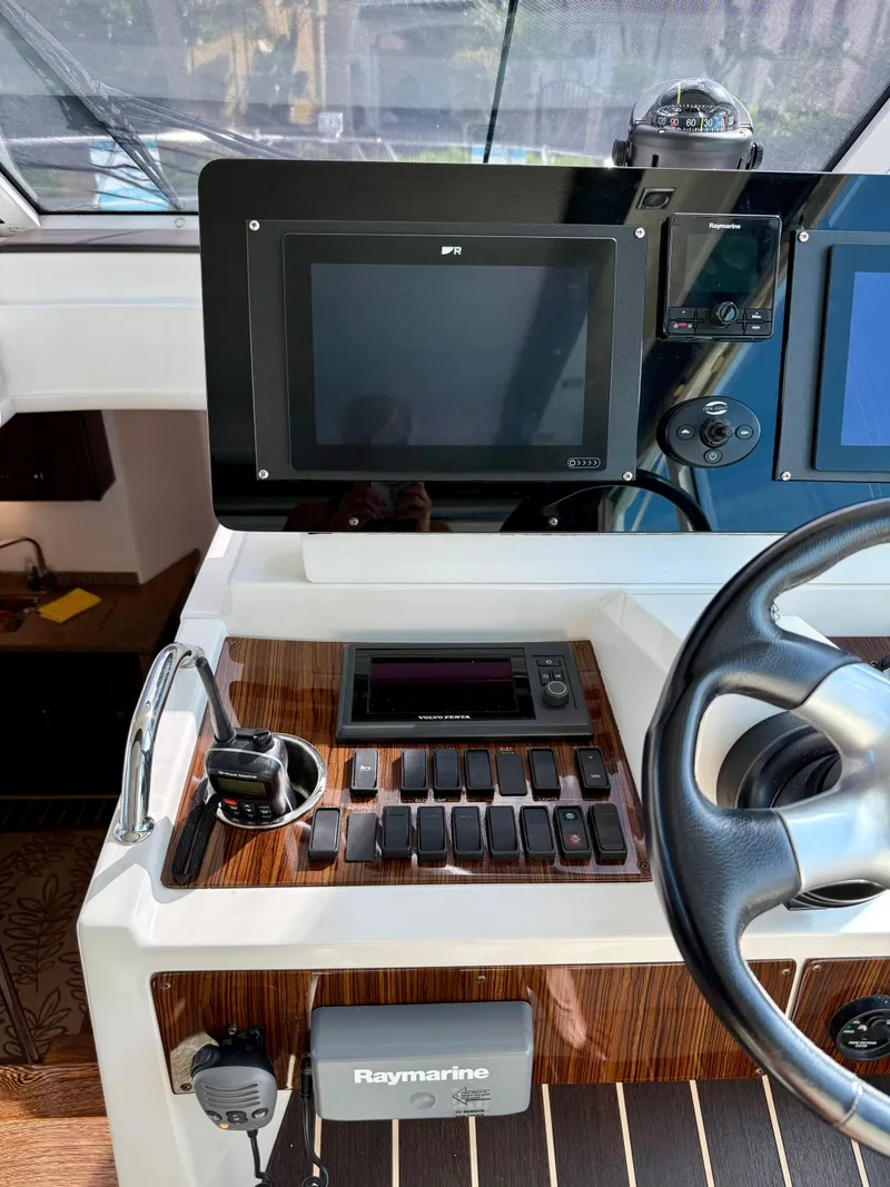 Slide: The Image of Cruisers Yachts 48 Cantius 2012 - 72