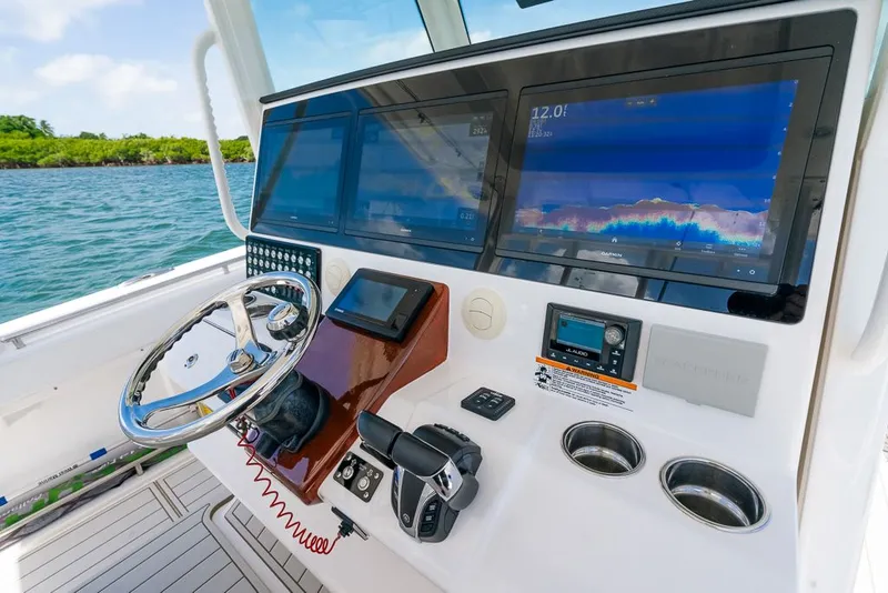 Slide: The Image of Caymas 401 CC 2023 - 29