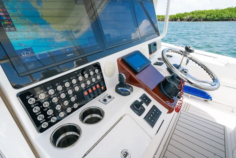 Slide: The Image of Caymas 401 CC 2023 - 35