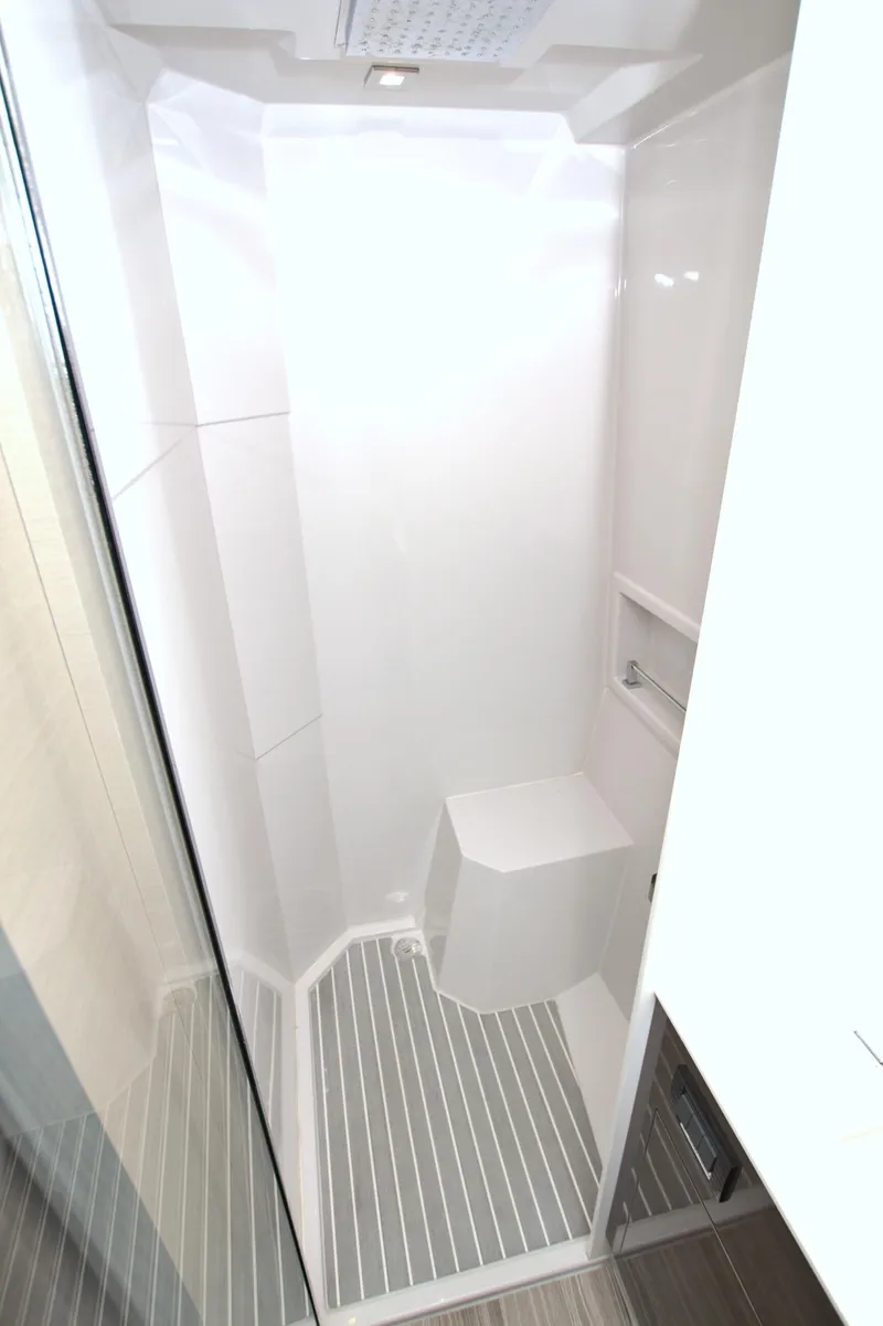 Slide: The Image of Cruisers Yachts 54 Fly 2018 - 53