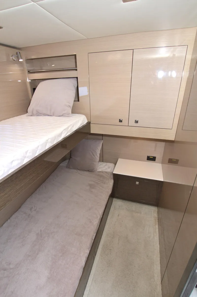 Slide: The Image of Cruisers Yachts 54 Fly 2018 - 61