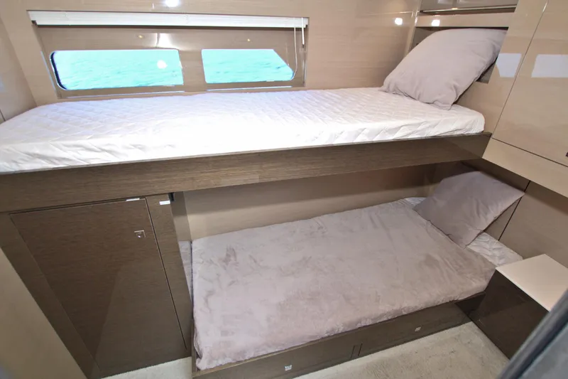 Slide: The Image of Cruisers Yachts 54 Fly 2018 - 63