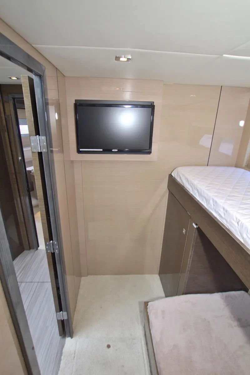 Slide: The Image of Cruisers Yachts 54 Fly 2018 - 65